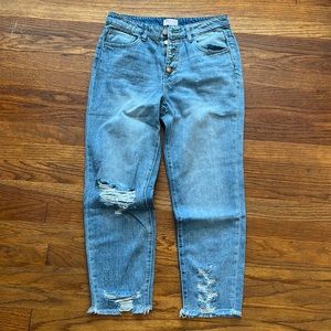 Pink Lilly brand new size 7 crop girlfriend jeans